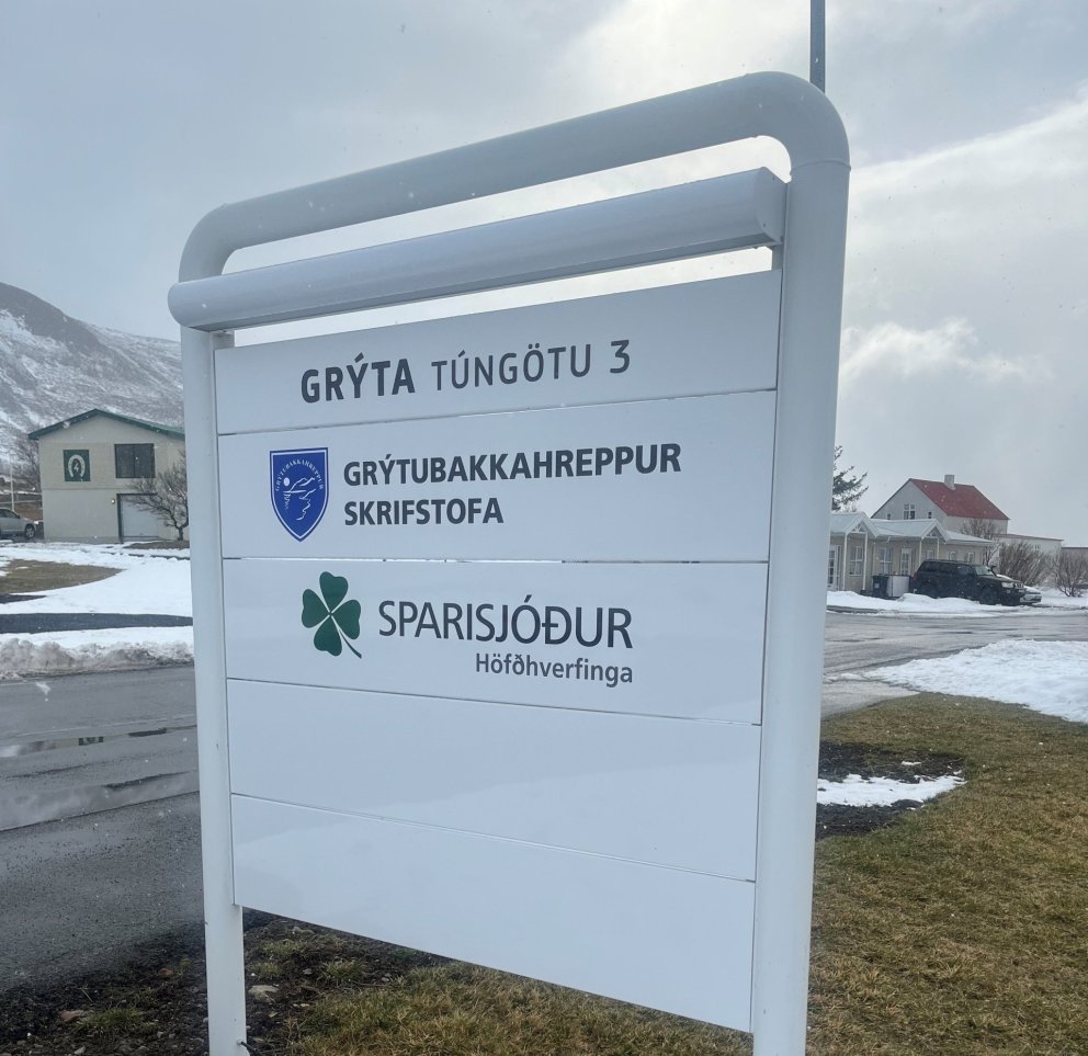 Breyttur opnunartími á Grenivík